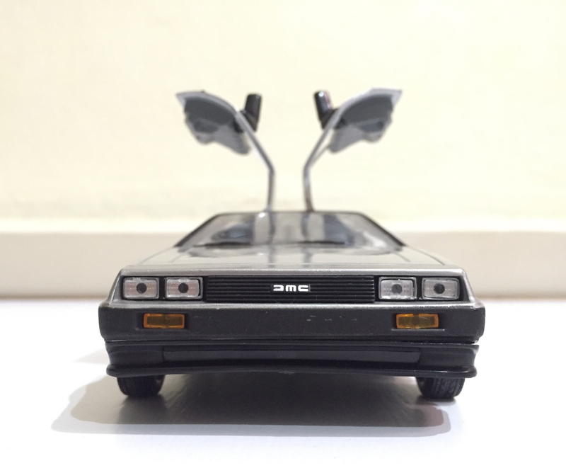 Illustration for article titled It's a DeLorean DMC-12 kind of Christmas